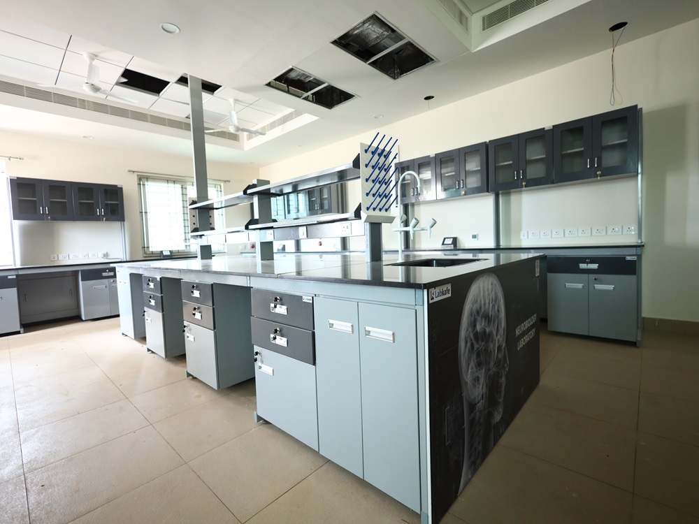 Wet Lab Workbench IIT Dharwad